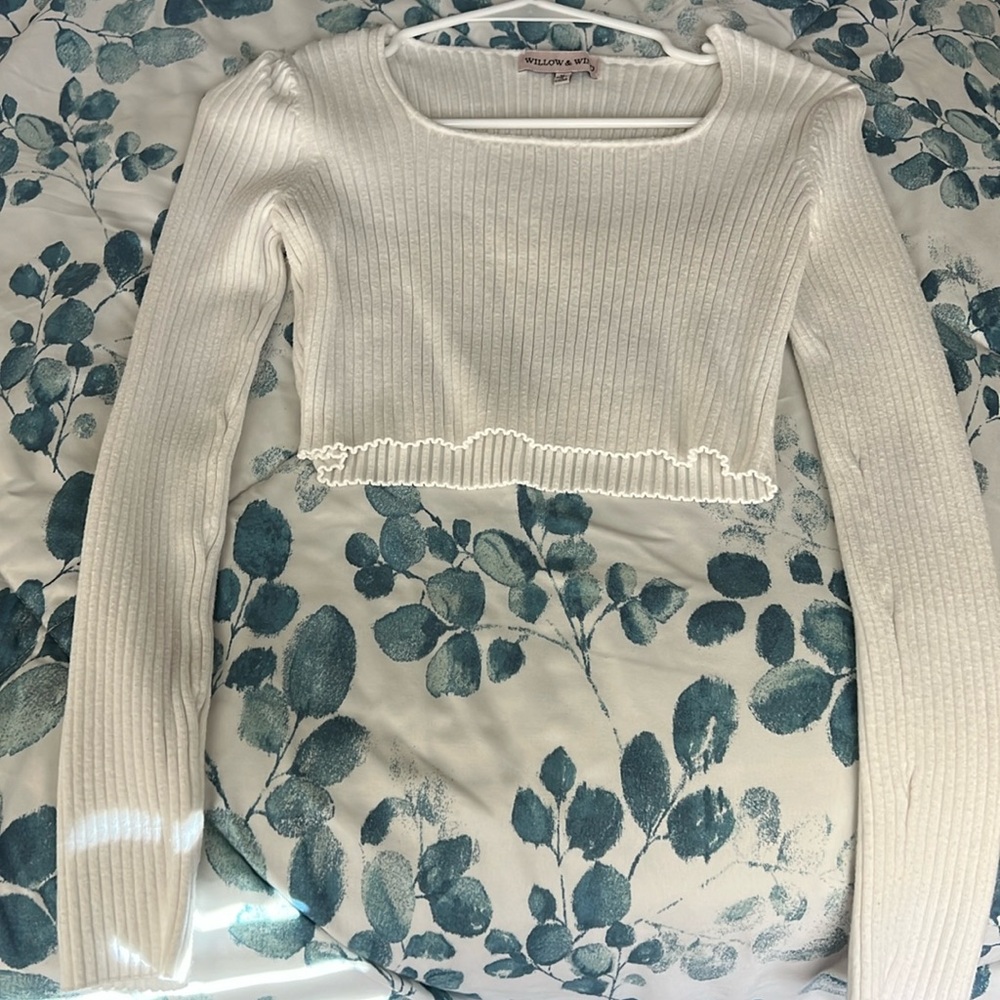White Long Sleeve Crop Top